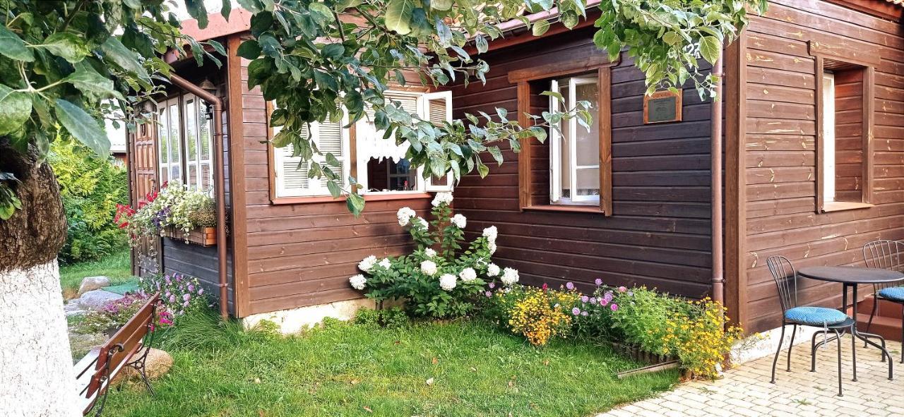 Domek Zapiecek Bialowieza Exterior foto